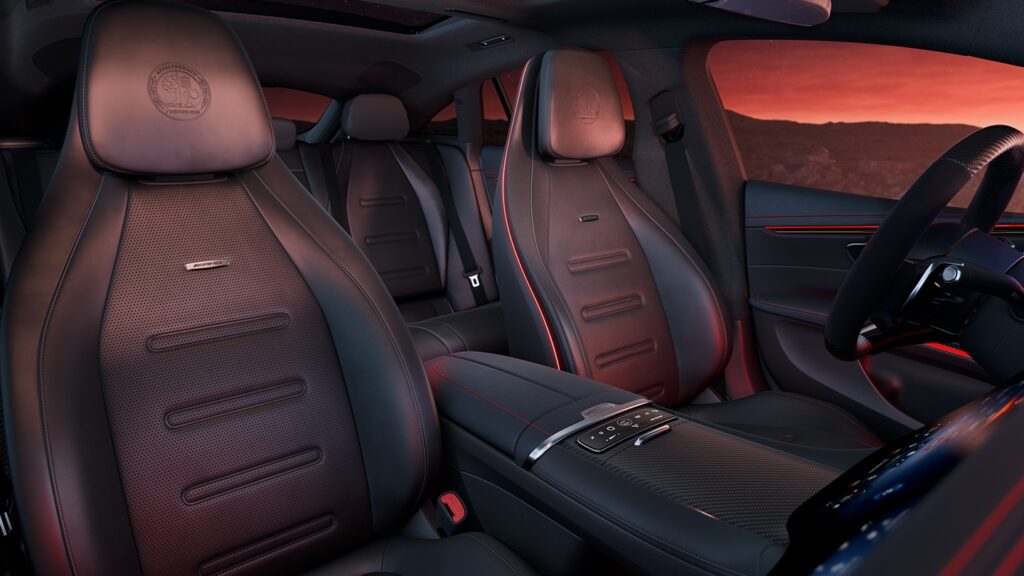 Interior view of the all new Mercedes-AMG EQS 53 4MATIC+ bucket seats